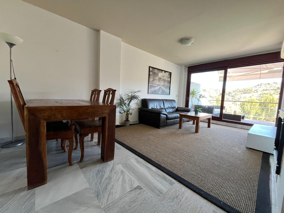 Te koop Middle Floor Apartment Costa Del Sol Estepona € 260.000,-