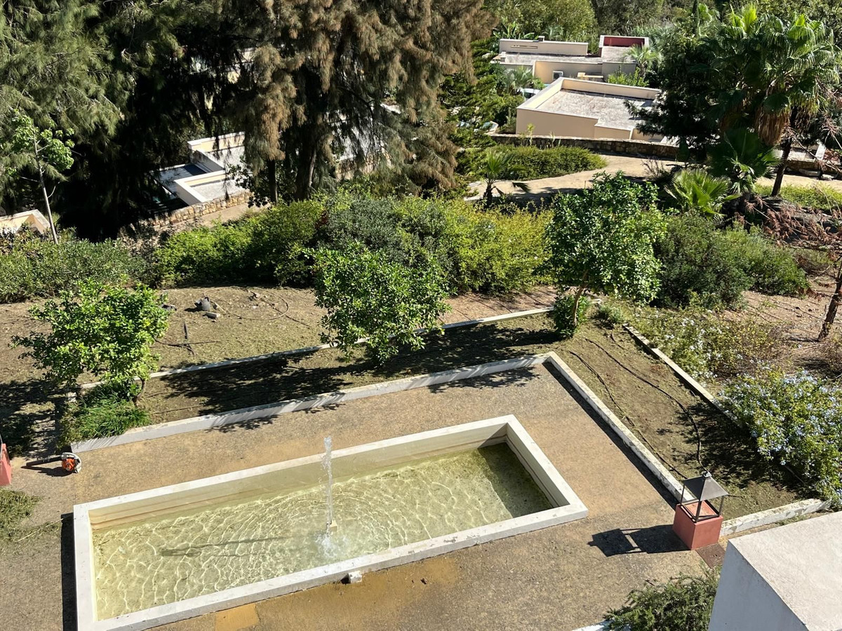 Te koop Middle Floor Apartment Costa Del Sol Estepona € 260.000,-