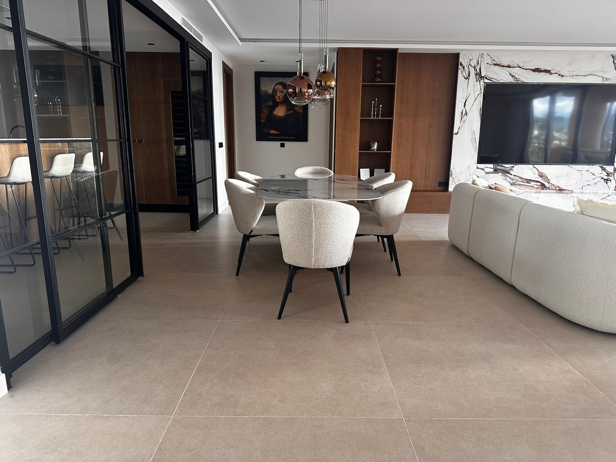 Te koop Middle Floor Apartment Costa Del Sol Nueva Andalucía € 1.650.000,-