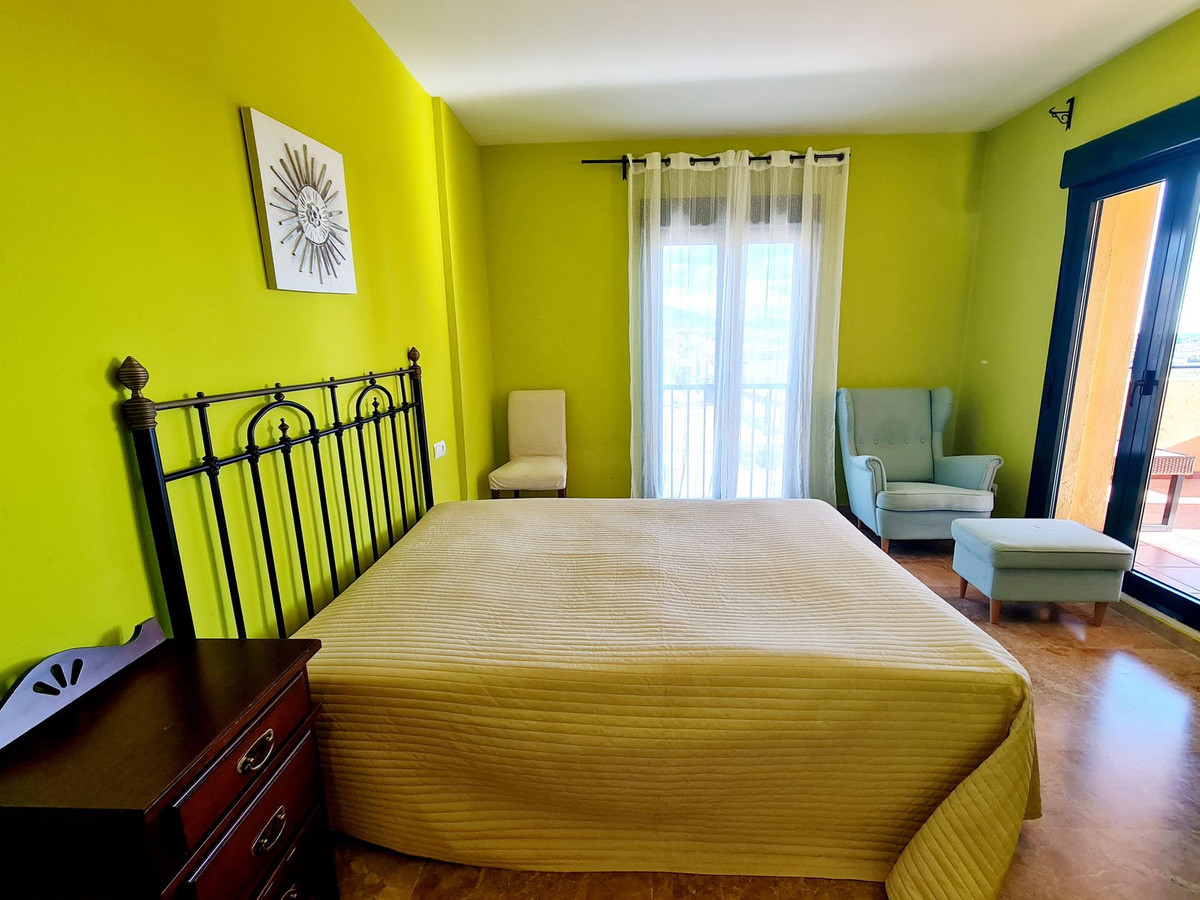 Te koop Middle Floor Apartment Costa Del Sol San Pedro De Alcántara € 595.000,-