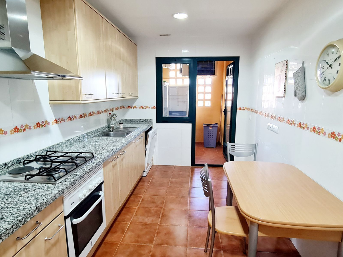 Te koop Middle Floor Apartment Costa Del Sol San Pedro De Alcántara € 595.000,-