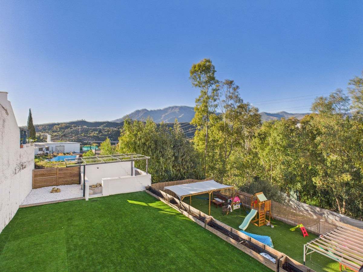 Te koop Vrijstaande Villa Costa Del Sol Estepona € 390.000,-