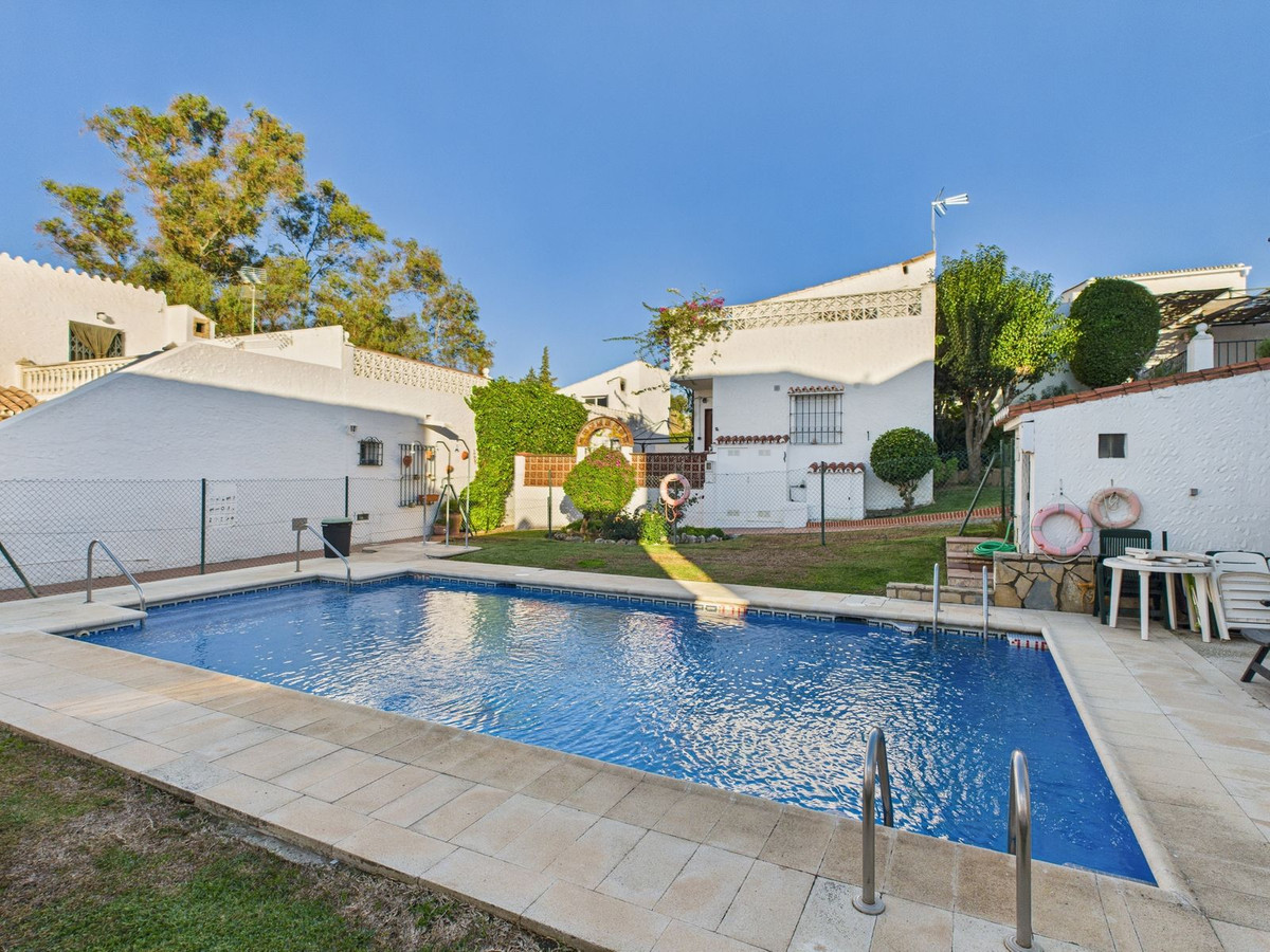 Te koop Vrijstaande Villa Costa Del Sol Estepona € 390.000,-