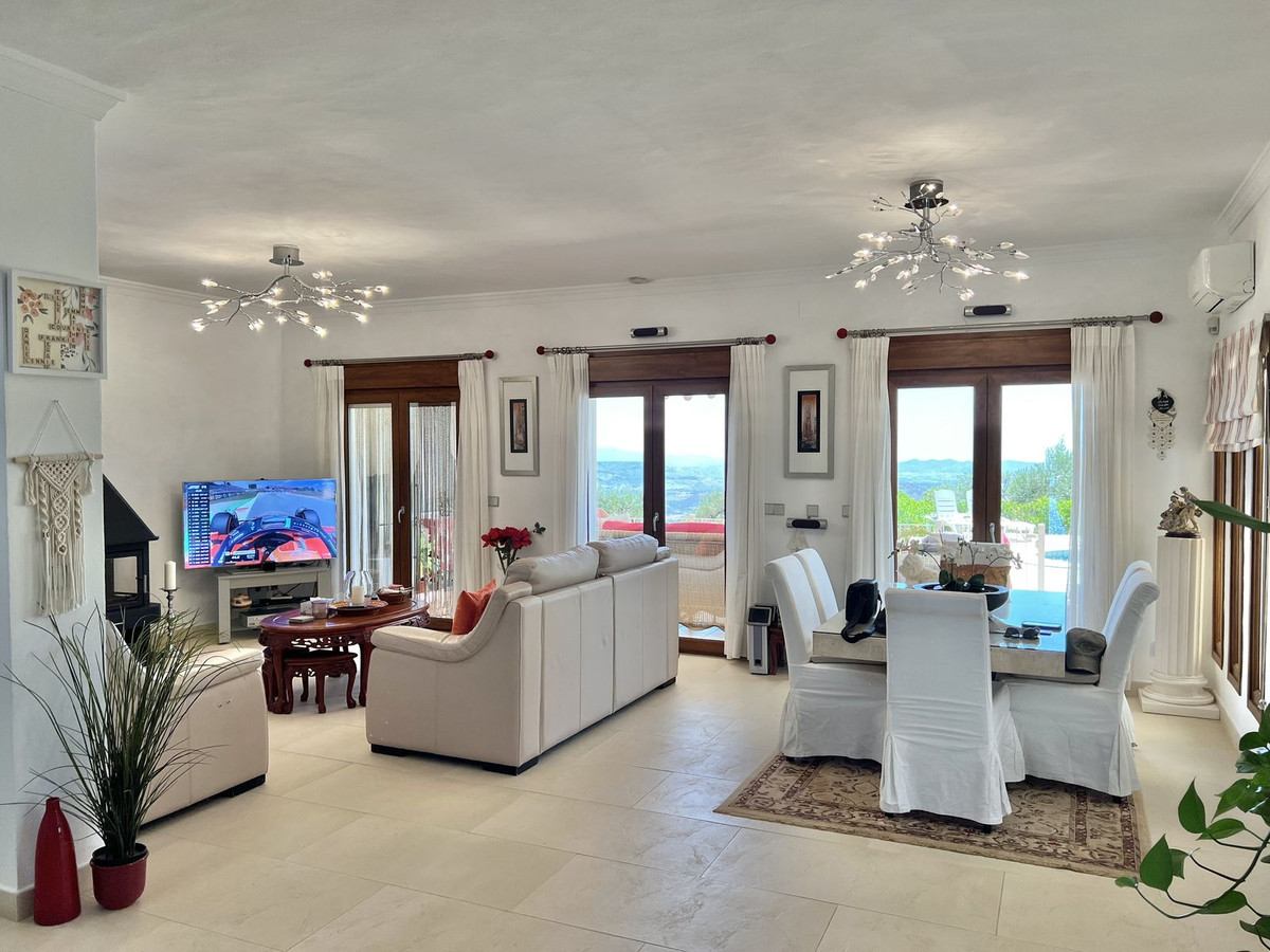 Te koop Finca - Cortijo Costa Del Sol Casarabonela € 575.000,-