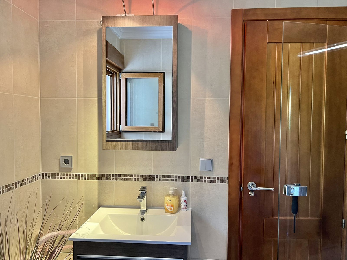 Te koop Finca - Cortijo Costa Del Sol Casarabonela € 575.000,-