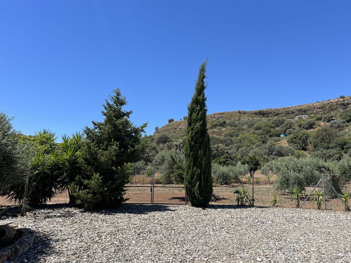 Te koop Finca - Cortijo Costa Del Sol Casarabonela € 575.000,-