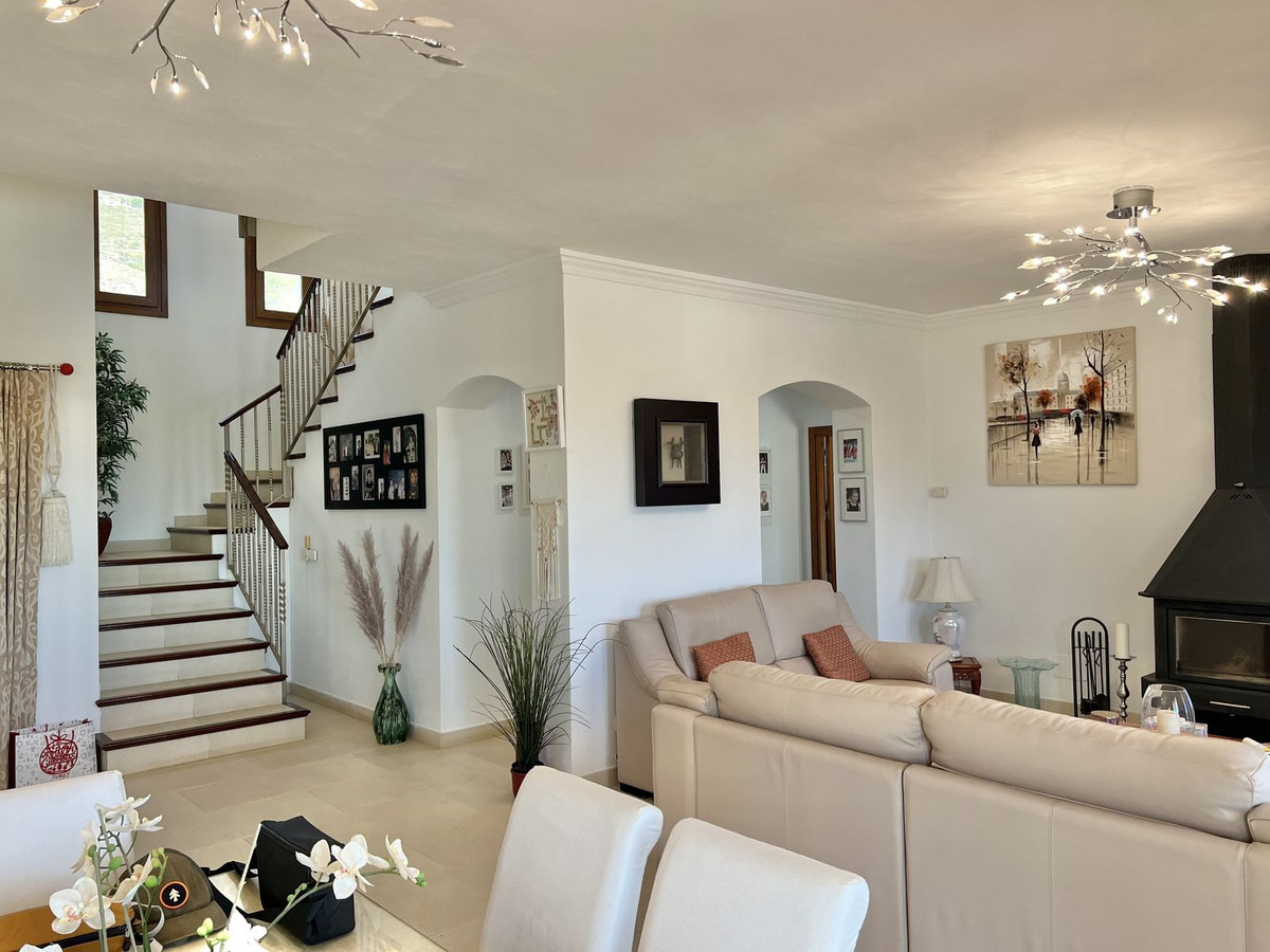 Te koop Finca - Cortijo Costa Del Sol Casarabonela € 575.000,-