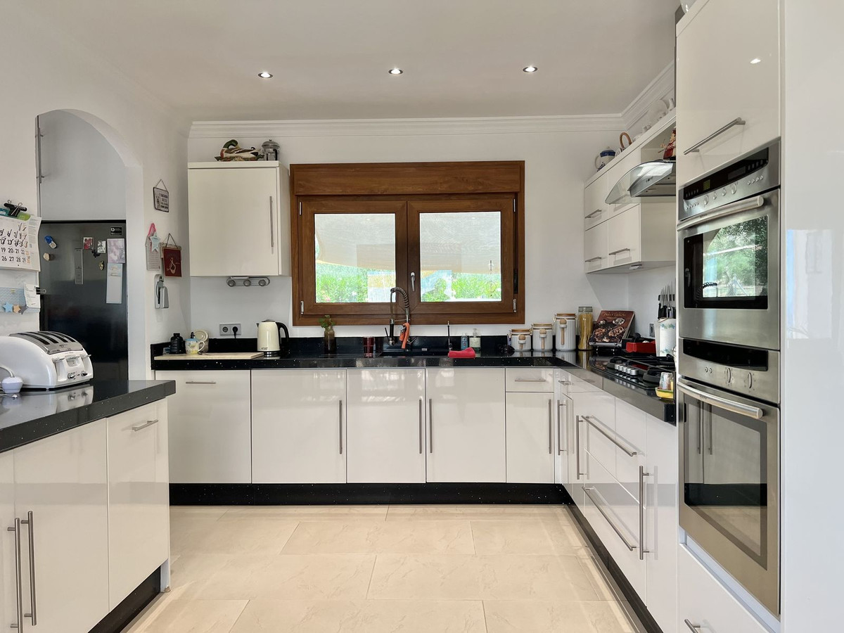 Te koop Finca - Cortijo Costa Del Sol Casarabonela € 575.000,-