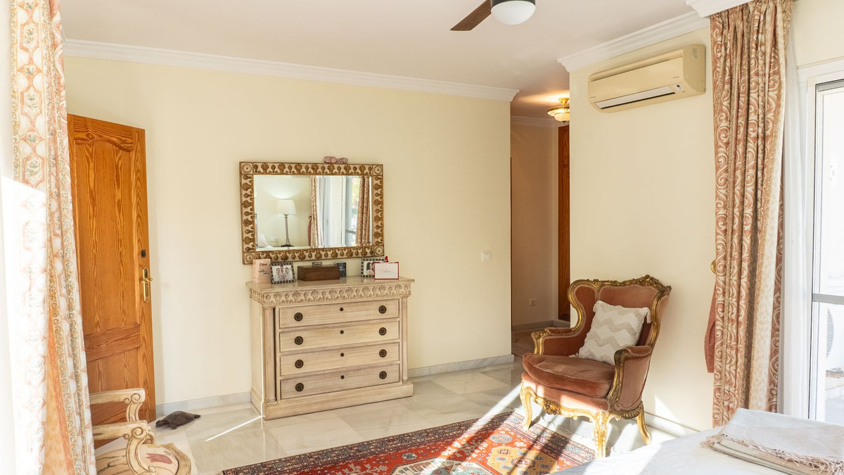 Te koop Vrijstaande Villa Costa Del Sol New Golden Mile € 4.200.000,-