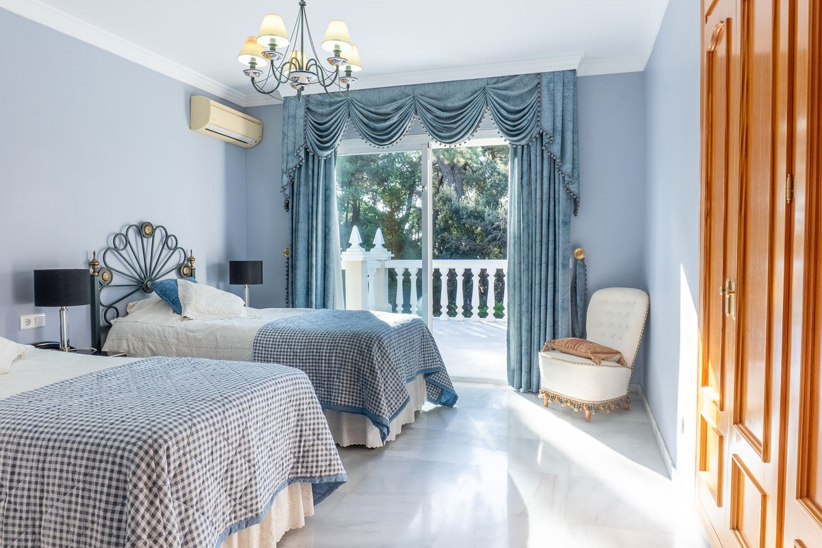 Te koop Vrijstaande Villa Costa Del Sol New Golden Mile € 4.200.000,-