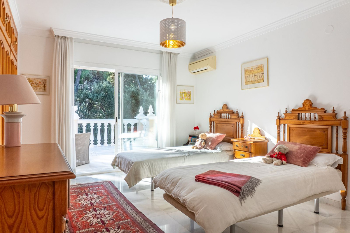 Te koop Vrijstaande Villa Costa Del Sol New Golden Mile € 4.200.000,-