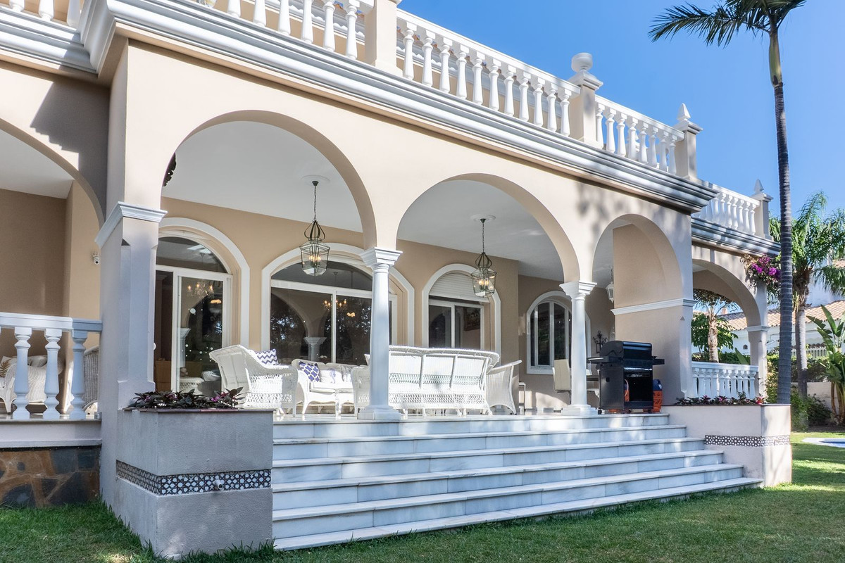 Te koop Vrijstaande Villa Costa Del Sol New Golden Mile € 4.200.000,-