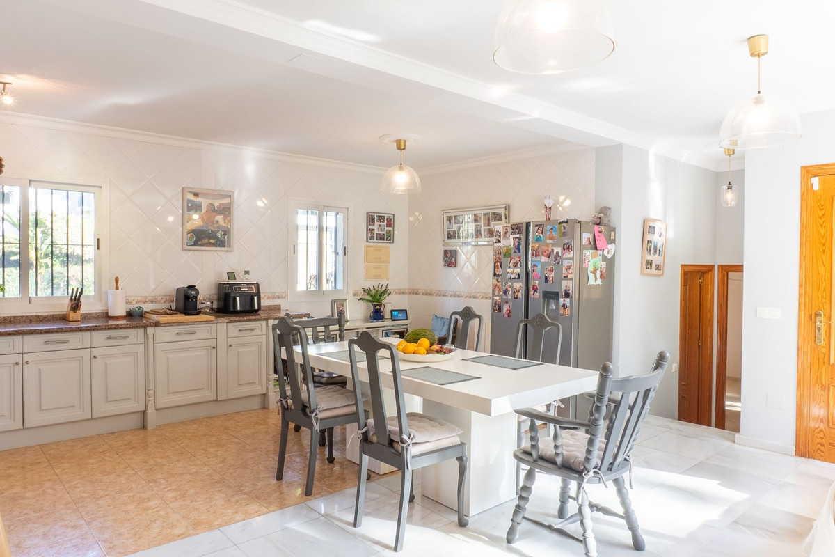 Te koop Vrijstaande Villa Costa Del Sol New Golden Mile € 4.200.000,-