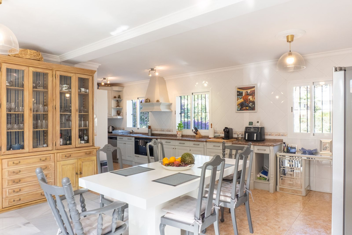 Te koop Vrijstaande Villa Costa Del Sol New Golden Mile € 4.200.000,-