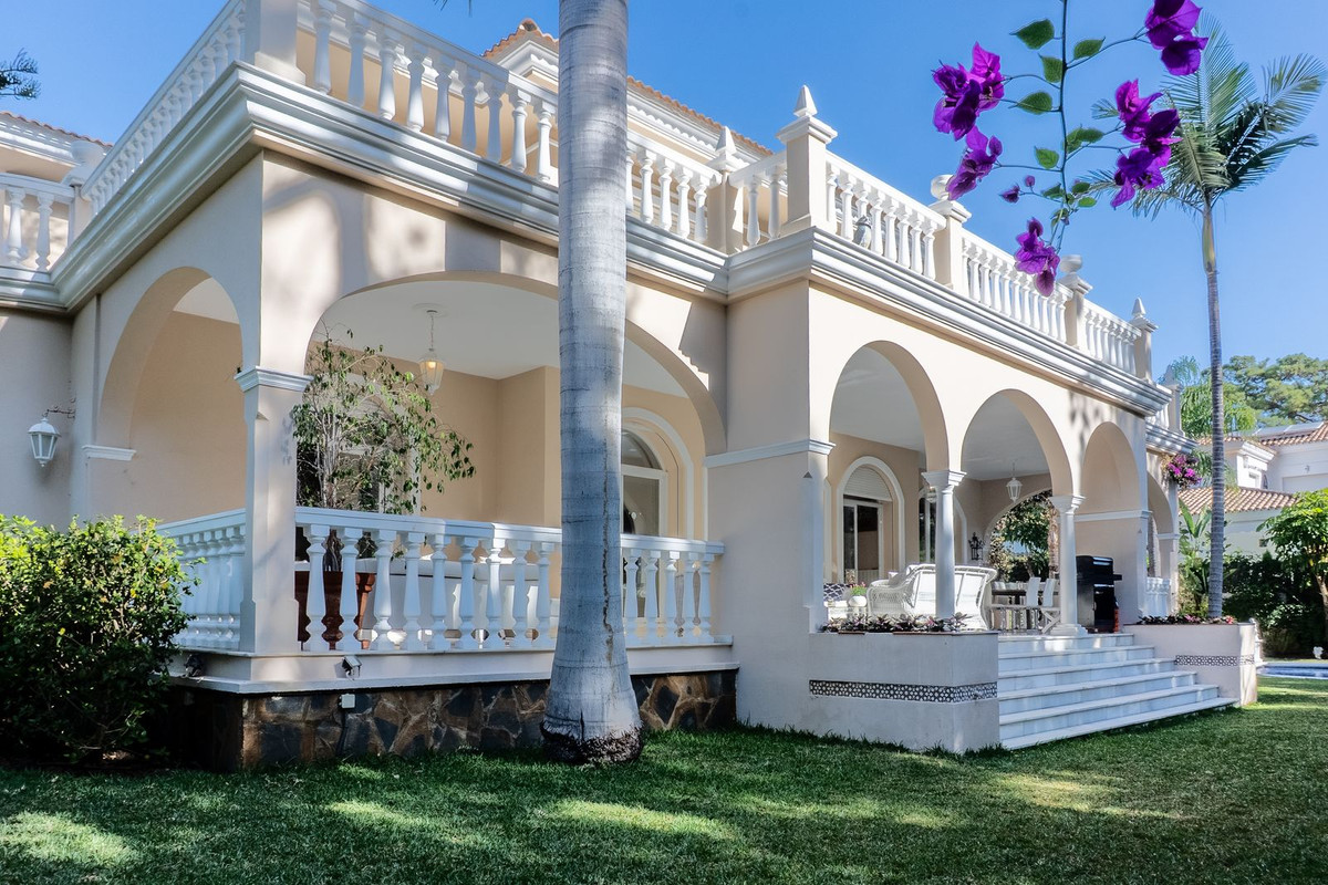 Te koop Vrijstaande Villa Costa Del Sol New Golden Mile € 4.200.000,-