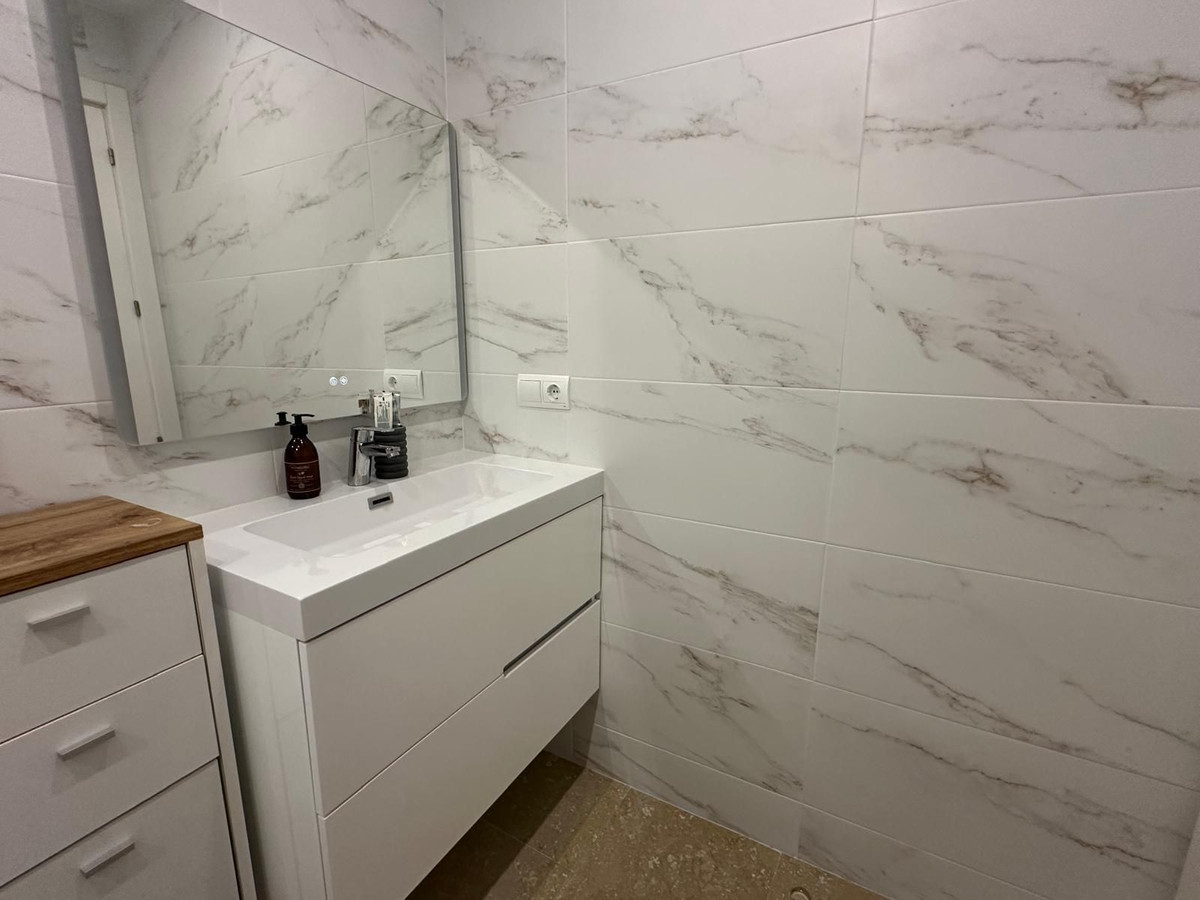 Te koop Middle Floor Apartment Costa Del Sol The Golden Mile € 620.000,-