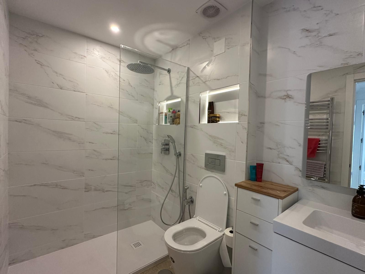 Te koop Middle Floor Apartment Costa Del Sol The Golden Mile € 620.000,-