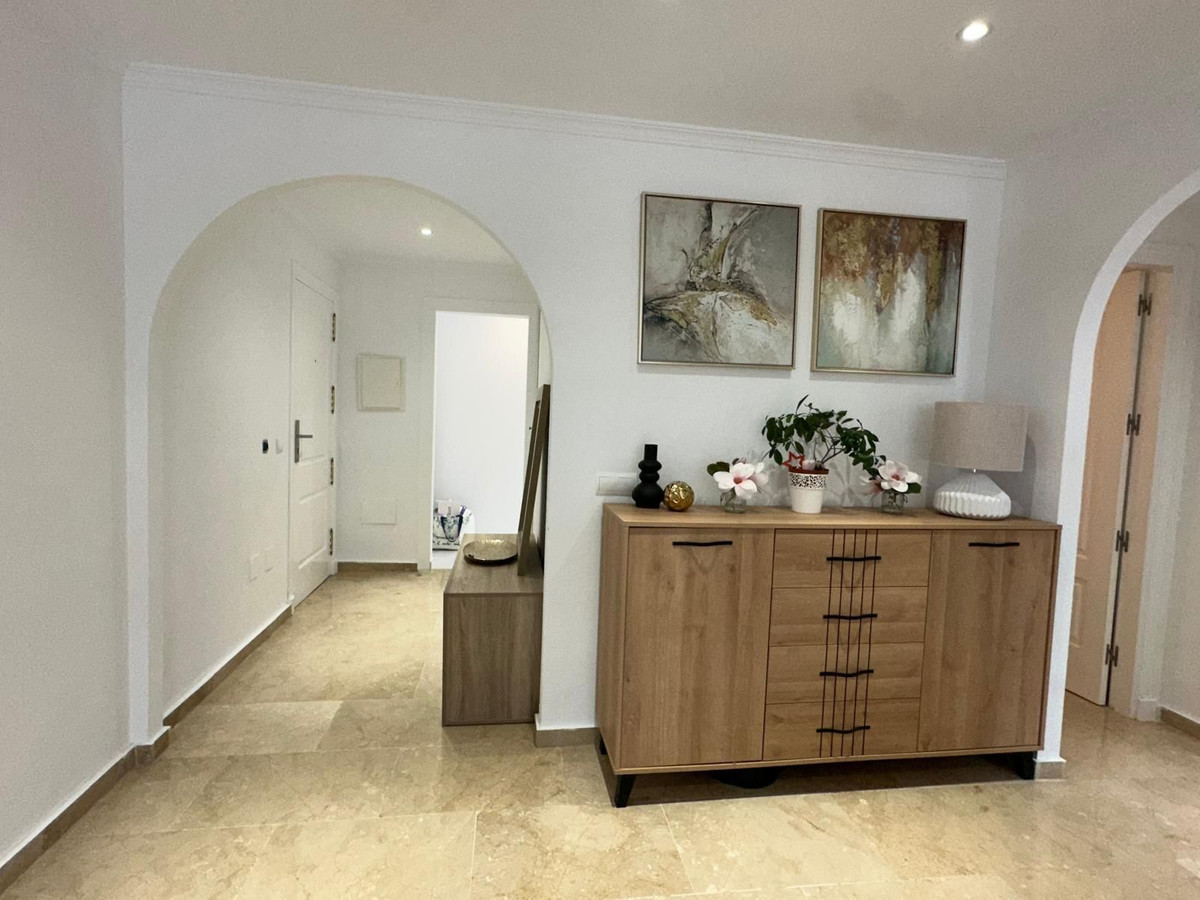 Te koop Middle Floor Apartment Costa Del Sol The Golden Mile € 620.000,-