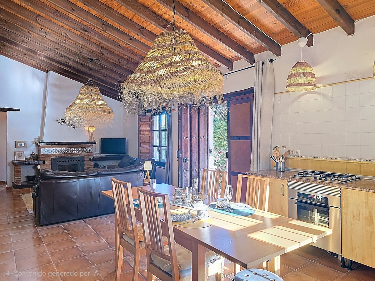 Te koop Vrijstaande Villa Costa Del Sol El Borge € 345.000,-