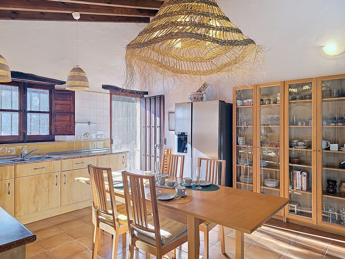 Te koop Vrijstaande Villa Costa Del Sol El Borge € 345.000,-