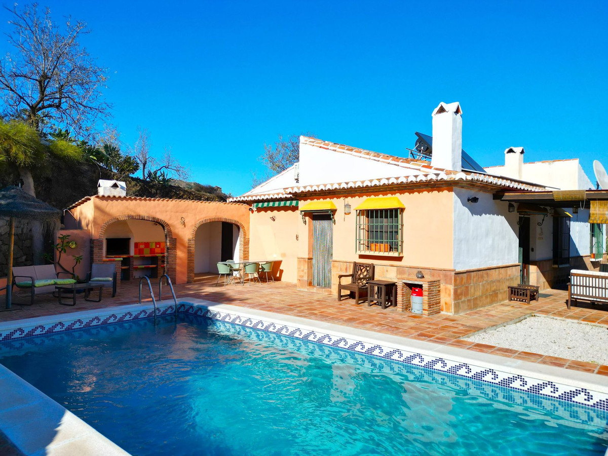 Te koop Vrijstaande Villa Costa Del Sol El Borge € 345.000,-