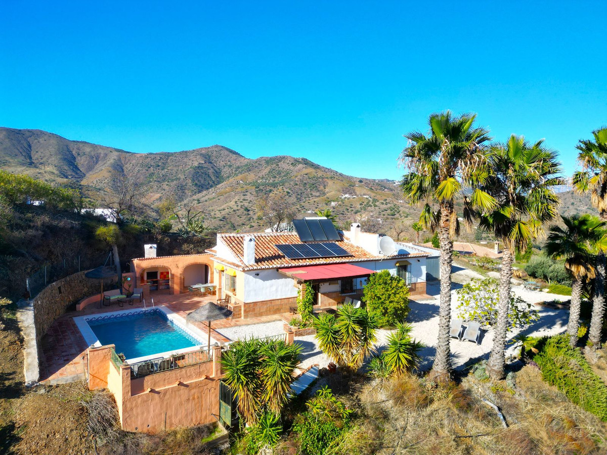 Te koop Vrijstaande Villa Costa Del Sol El Borge € 345.000,-