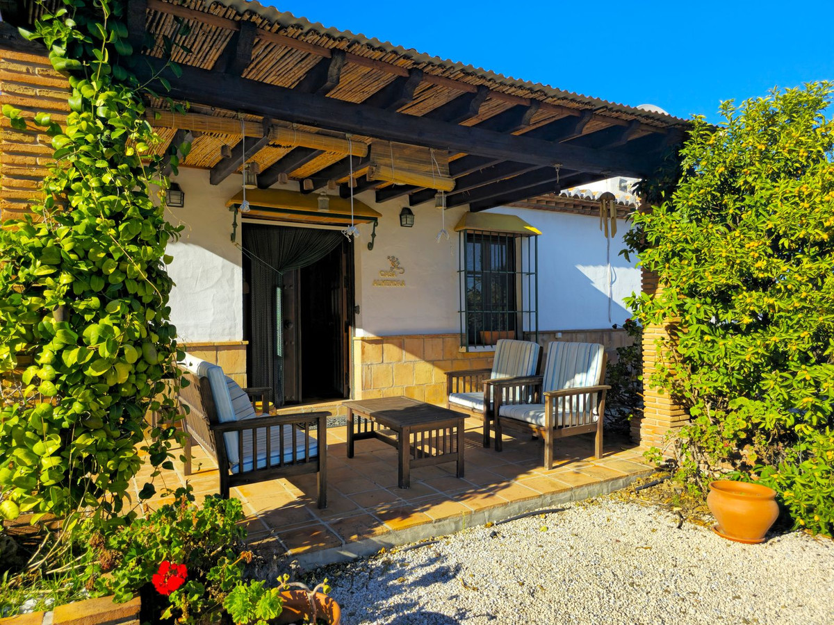 Te koop Vrijstaande Villa Costa Del Sol El Borge € 345.000,-