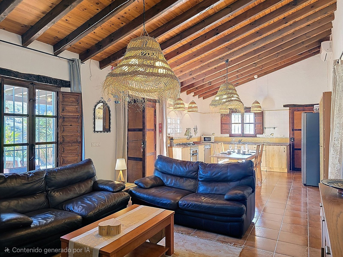 Te koop Vrijstaande Villa Costa Del Sol El Borge € 345.000,-