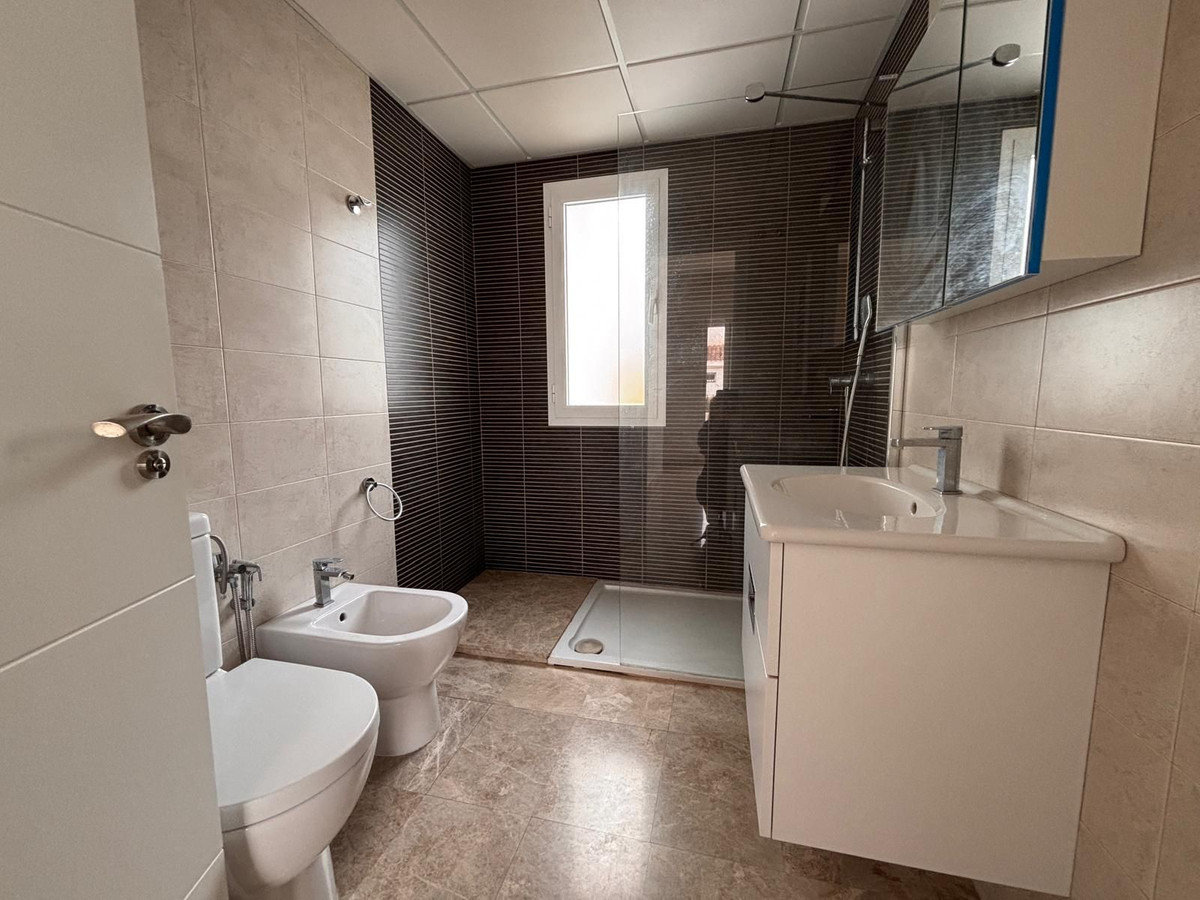 Te koop Herenhuis Costa Del Sol Nueva Andalucía € 595.000,-