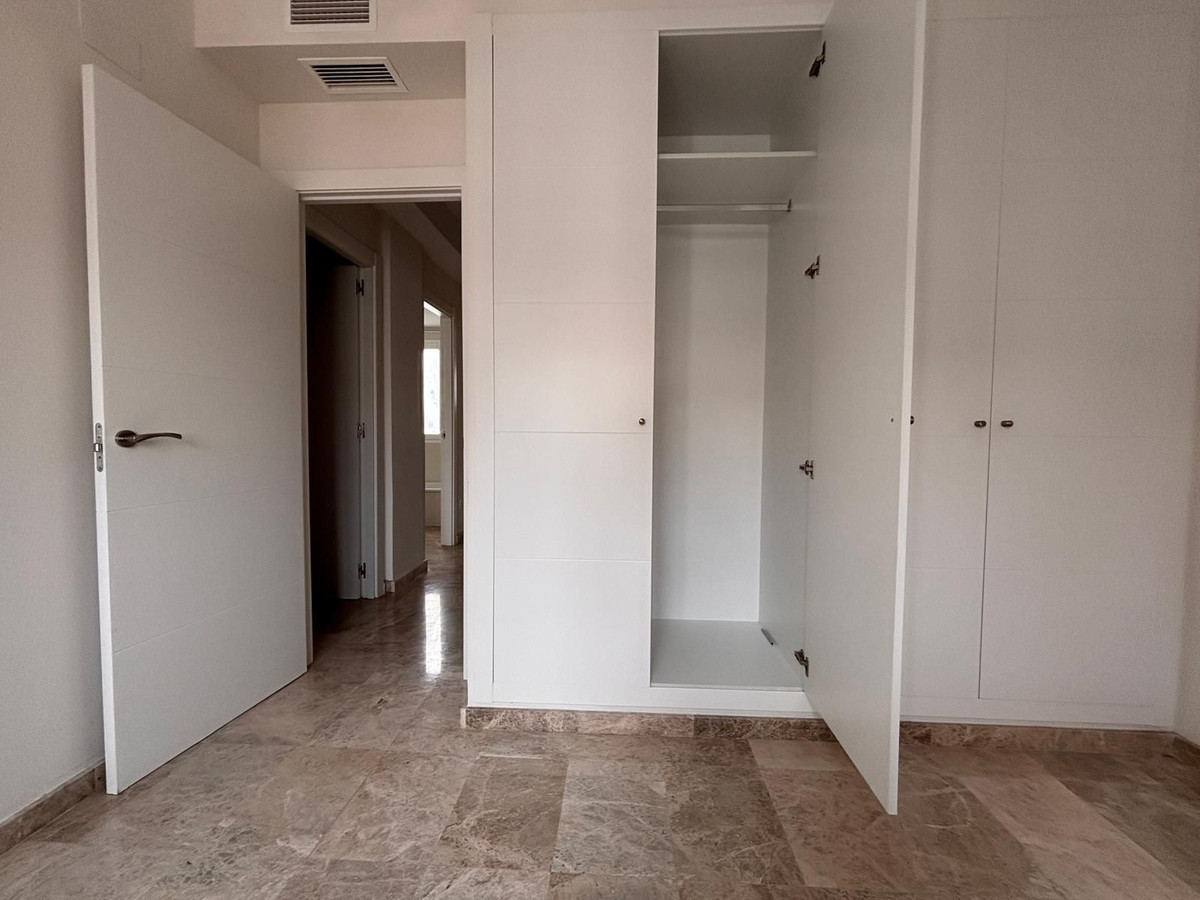 Te koop Herenhuis Costa Del Sol Nueva Andalucía € 595.000,-