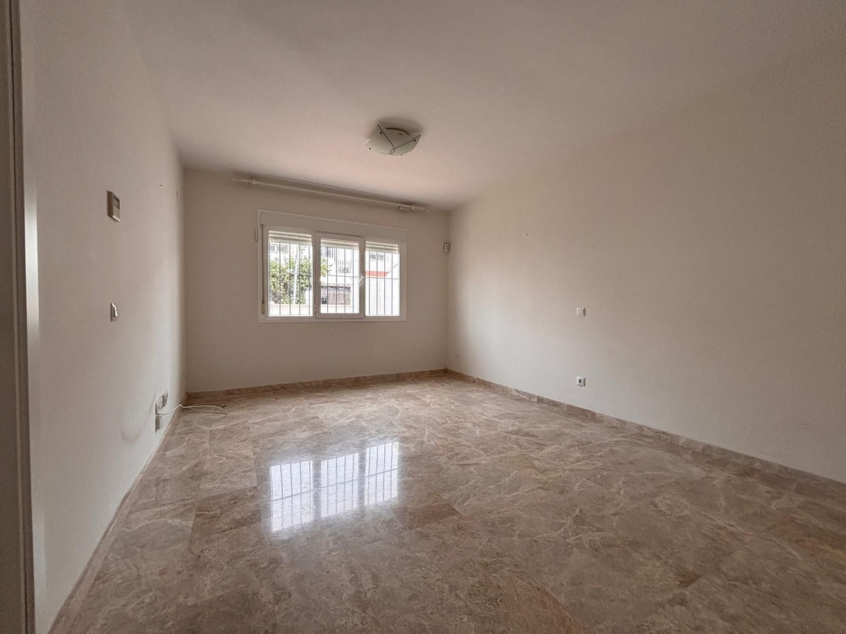 Te koop Herenhuis Costa Del Sol Nueva Andalucía € 595.000,-