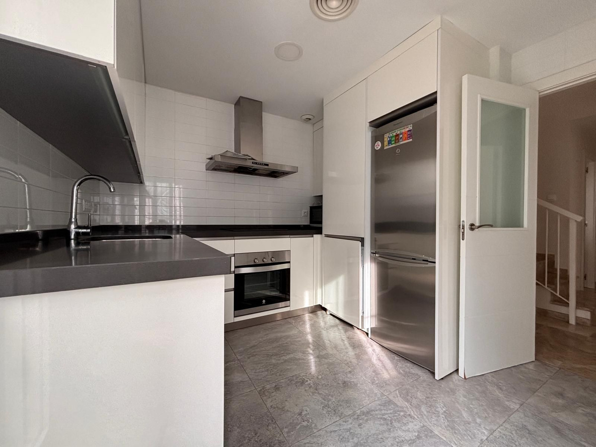 Te koop Herenhuis Costa Del Sol Nueva Andalucía € 595.000,-