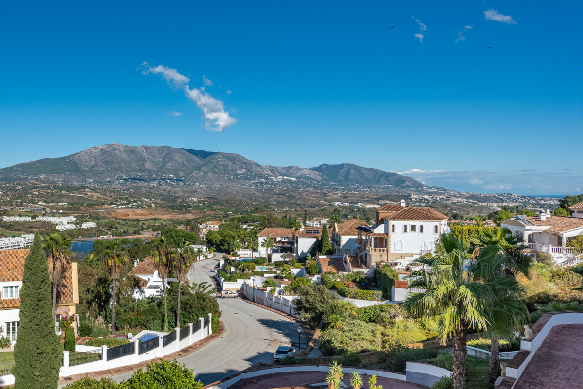 Te koop Vrijstaande Villa Costa Del Sol La Cala Golf € 2.395.000,-