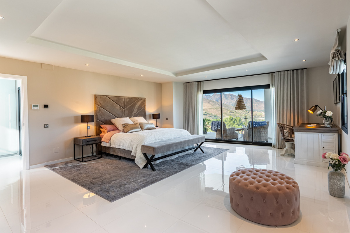 Te koop Vrijstaande Villa Costa Del Sol La Cala Golf € 2.395.000,-