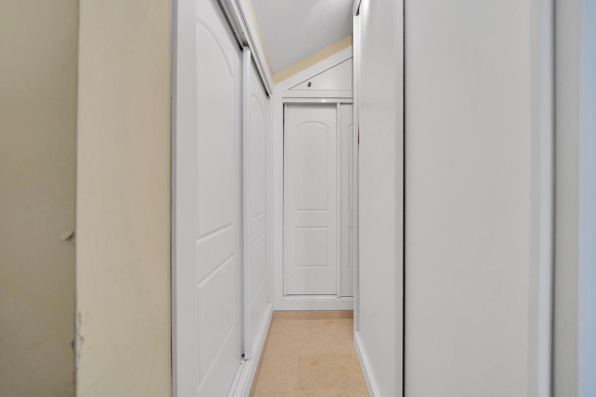 Te koop Middle Floor Apartment Costa Del Sol Marbella € 489.700,-