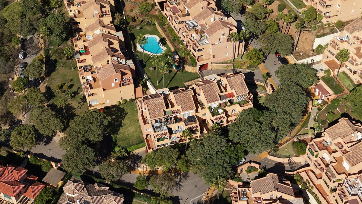 Te koop Middle Floor Apartment Costa Del Sol Marbella € 489.700,-