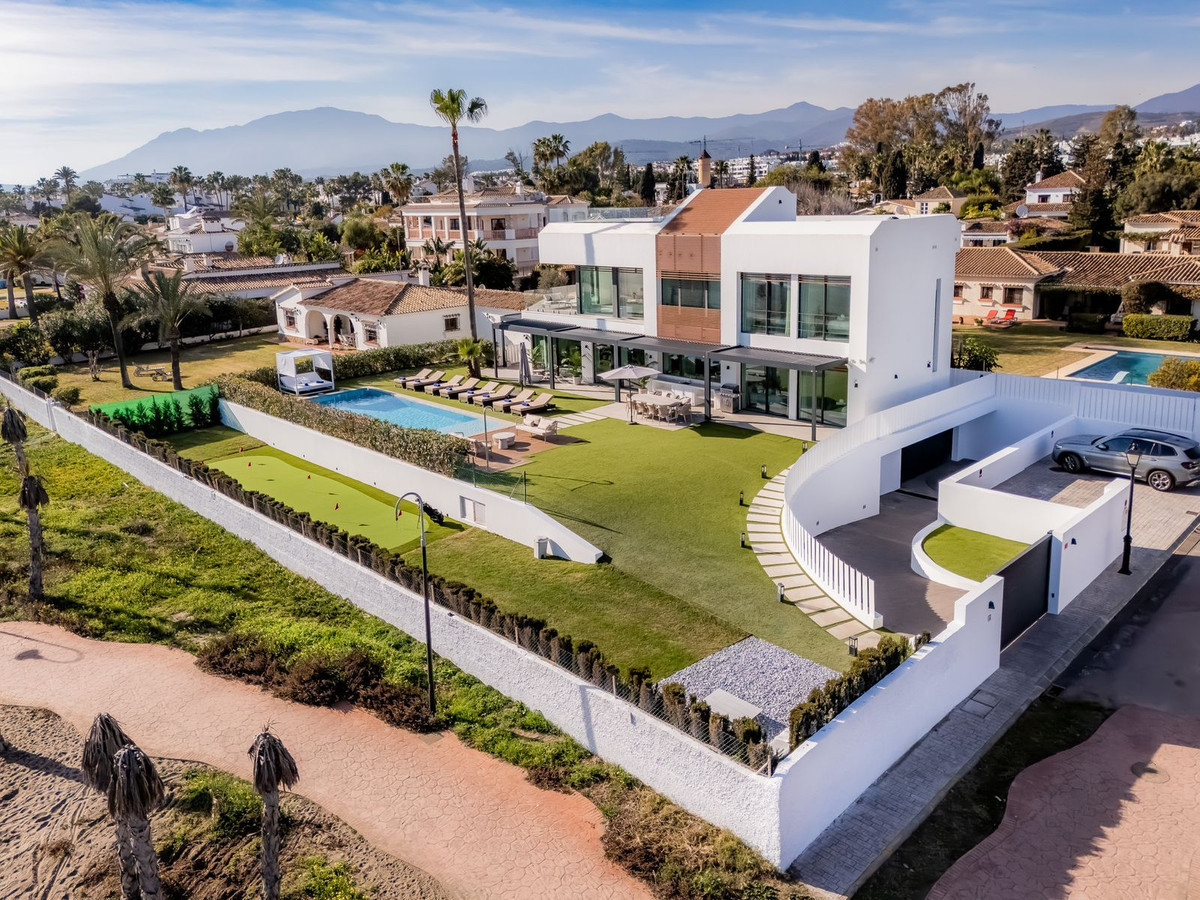 Te koop Vrijstaande Villa Costa Del Sol New Golden Mile € 6.200.000,-