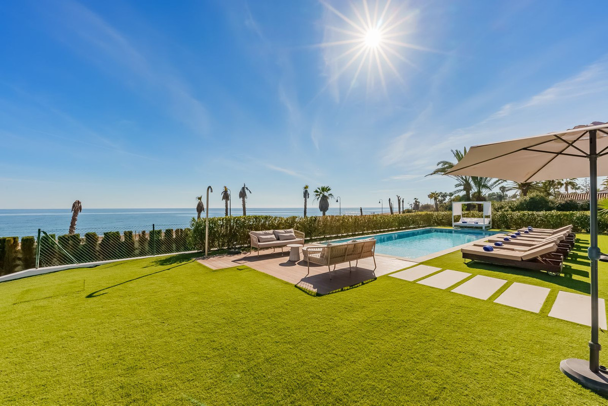 Te koop Vrijstaande Villa Costa Del Sol New Golden Mile € 6.200.000,-