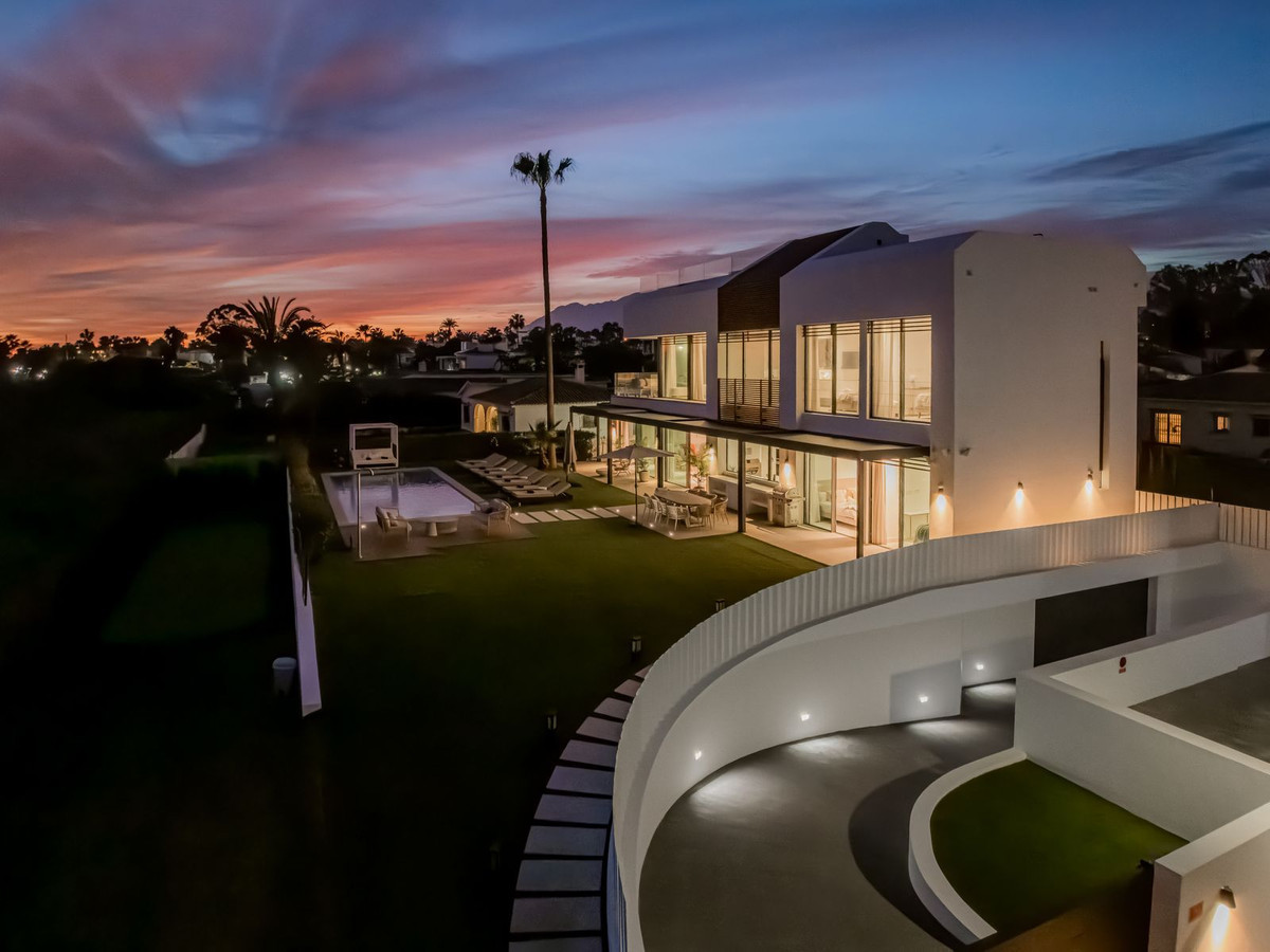 Te koop Vrijstaande Villa Costa Del Sol New Golden Mile € 6.200.000,-