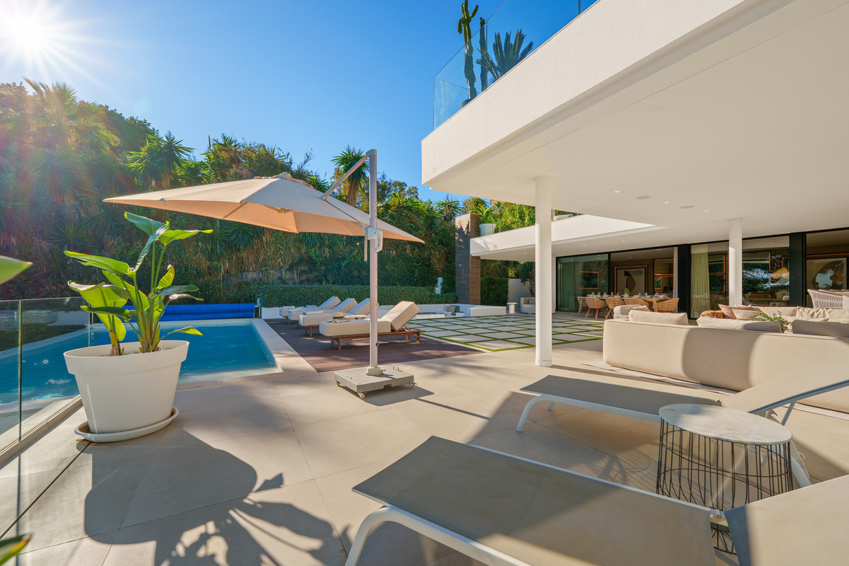 Te koop Vrijstaande Villa Costa Del Sol Nueva Andalucía € 4.990.000,-