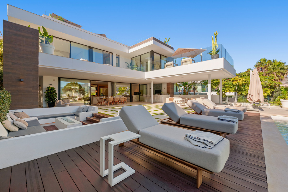 Te koop Vrijstaande Villa Costa Del Sol Nueva Andalucía € 4.990.000,-