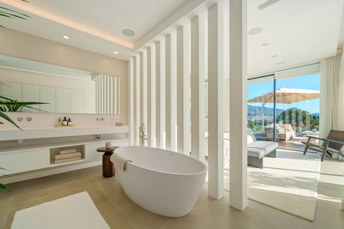 Te koop Vrijstaande Villa Costa Del Sol Nueva Andalucía € 4.990.000,-