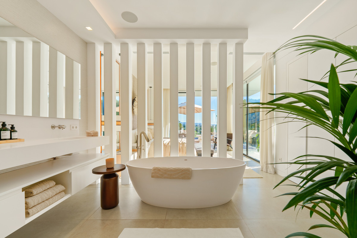 Te koop Vrijstaande Villa Costa Del Sol Nueva Andalucía € 4.990.000,-