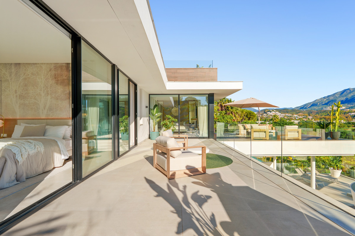 Te koop Vrijstaande Villa Costa Del Sol Nueva Andalucía € 4.990.000,-