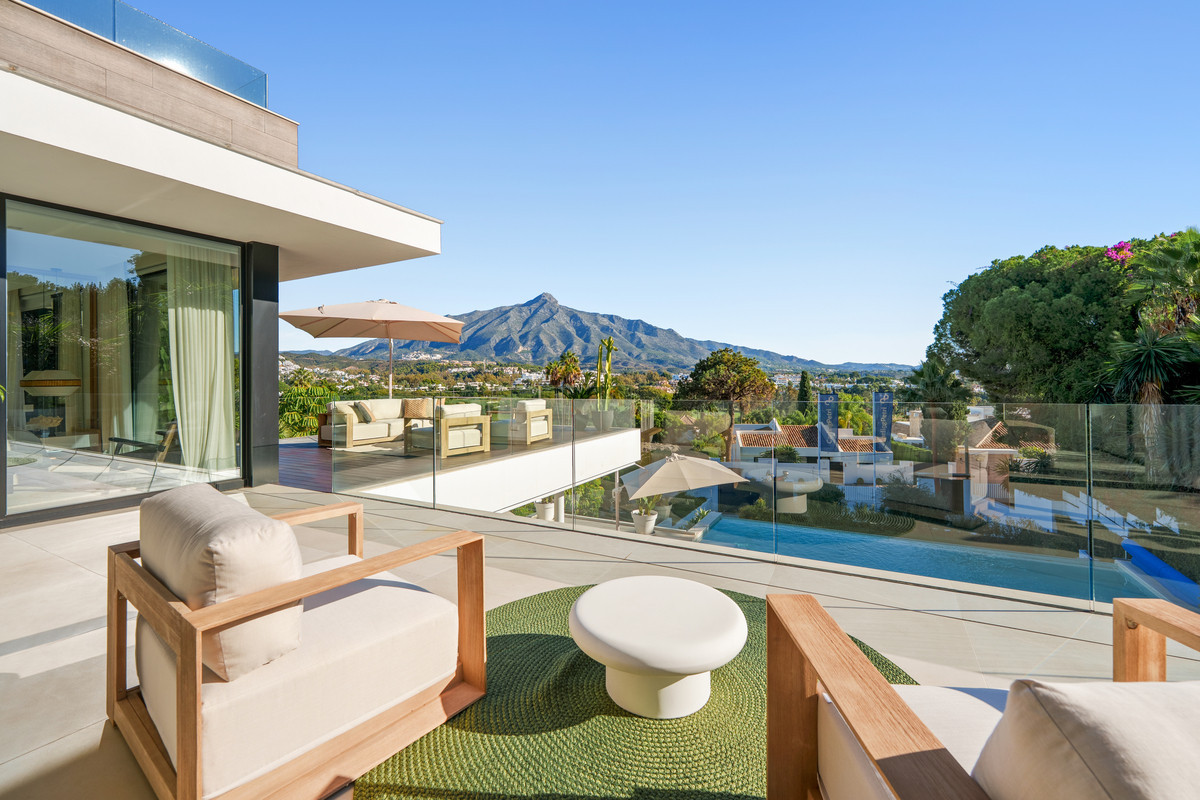 Te koop Vrijstaande Villa Costa Del Sol Nueva Andalucía € 4.990.000,-