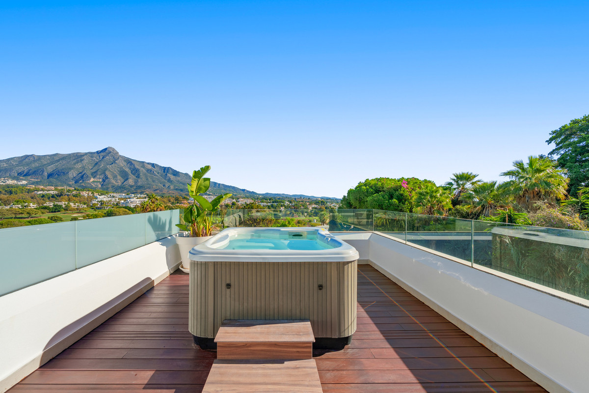 Te koop Vrijstaande Villa Costa Del Sol Nueva Andalucía € 4.990.000,-