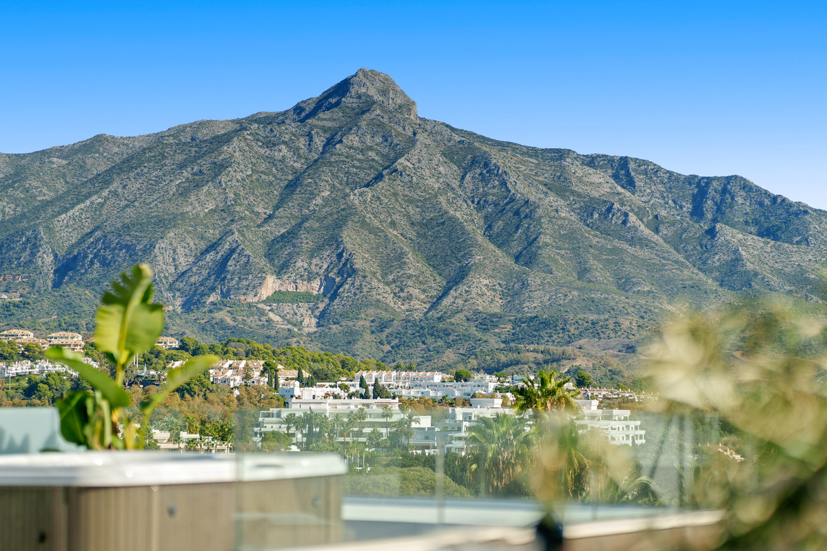 Te koop Vrijstaande Villa Costa Del Sol Nueva Andalucía € 4.990.000,-