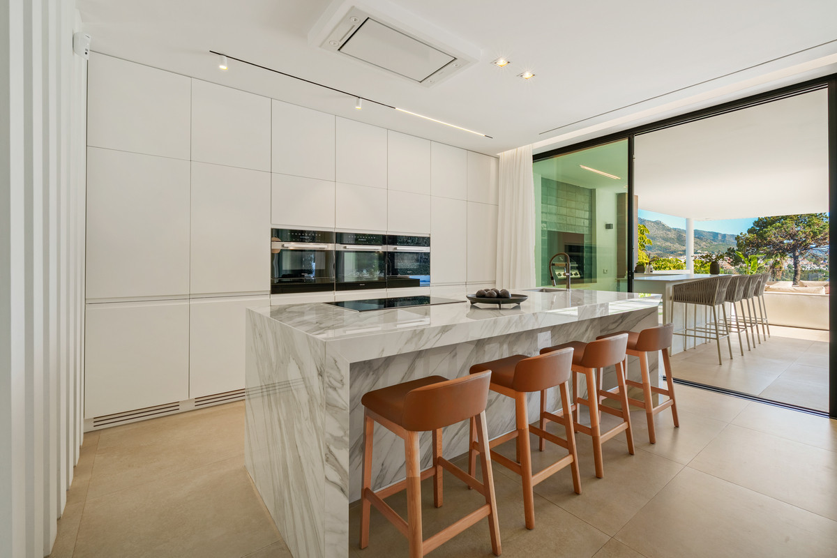 Te koop Vrijstaande Villa Costa Del Sol Nueva Andalucía € 4.990.000,-