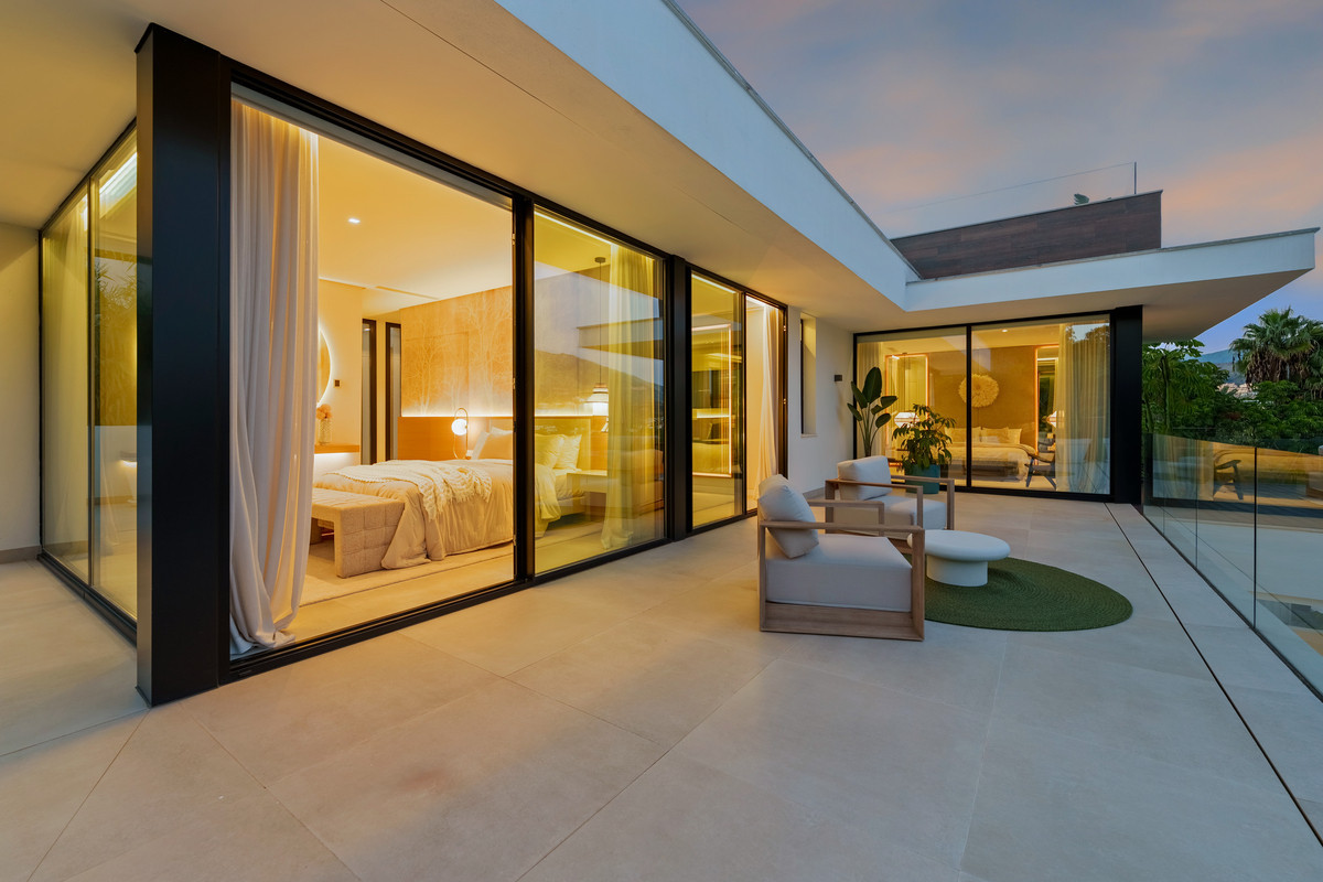 Te koop Vrijstaande Villa Costa Del Sol Nueva Andalucía € 4.990.000,-