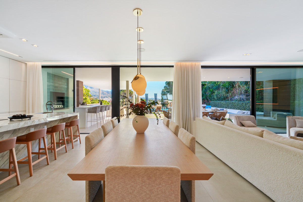 Te koop Vrijstaande Villa Costa Del Sol Nueva Andalucía € 4.990.000,-